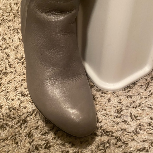 Gray leather knee high boots - Picture 2 of 5
